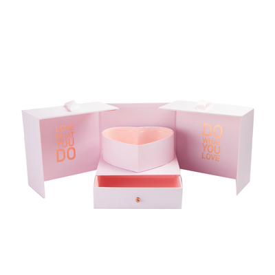 صندوق هدايا قلب ابيض مع جارور 2018-3