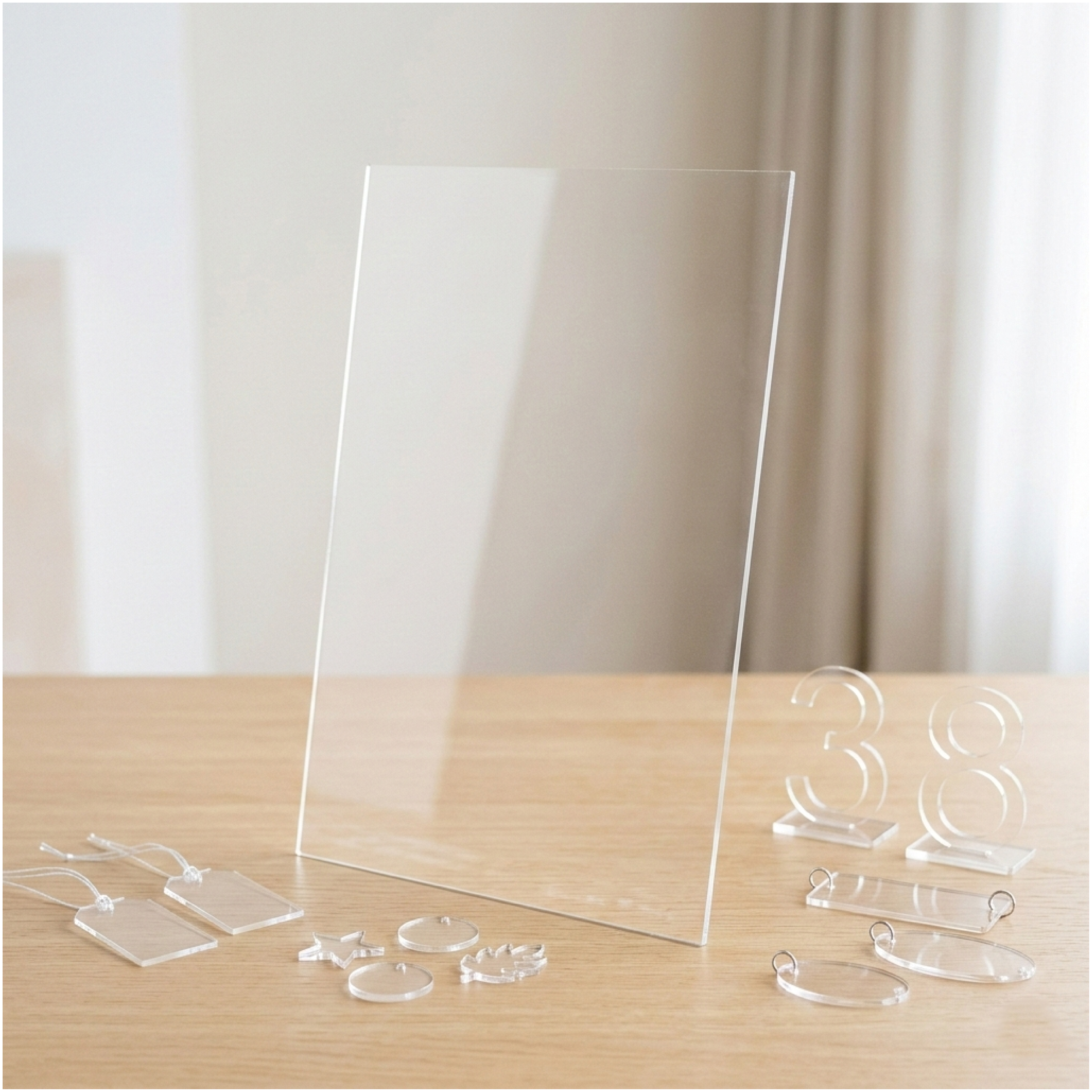 اكرلك شفاف 2.8 ملم 122*81