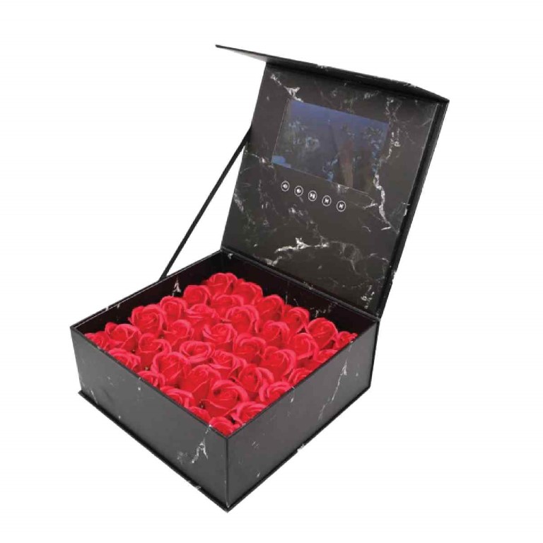 black gift box with screen 1303-1